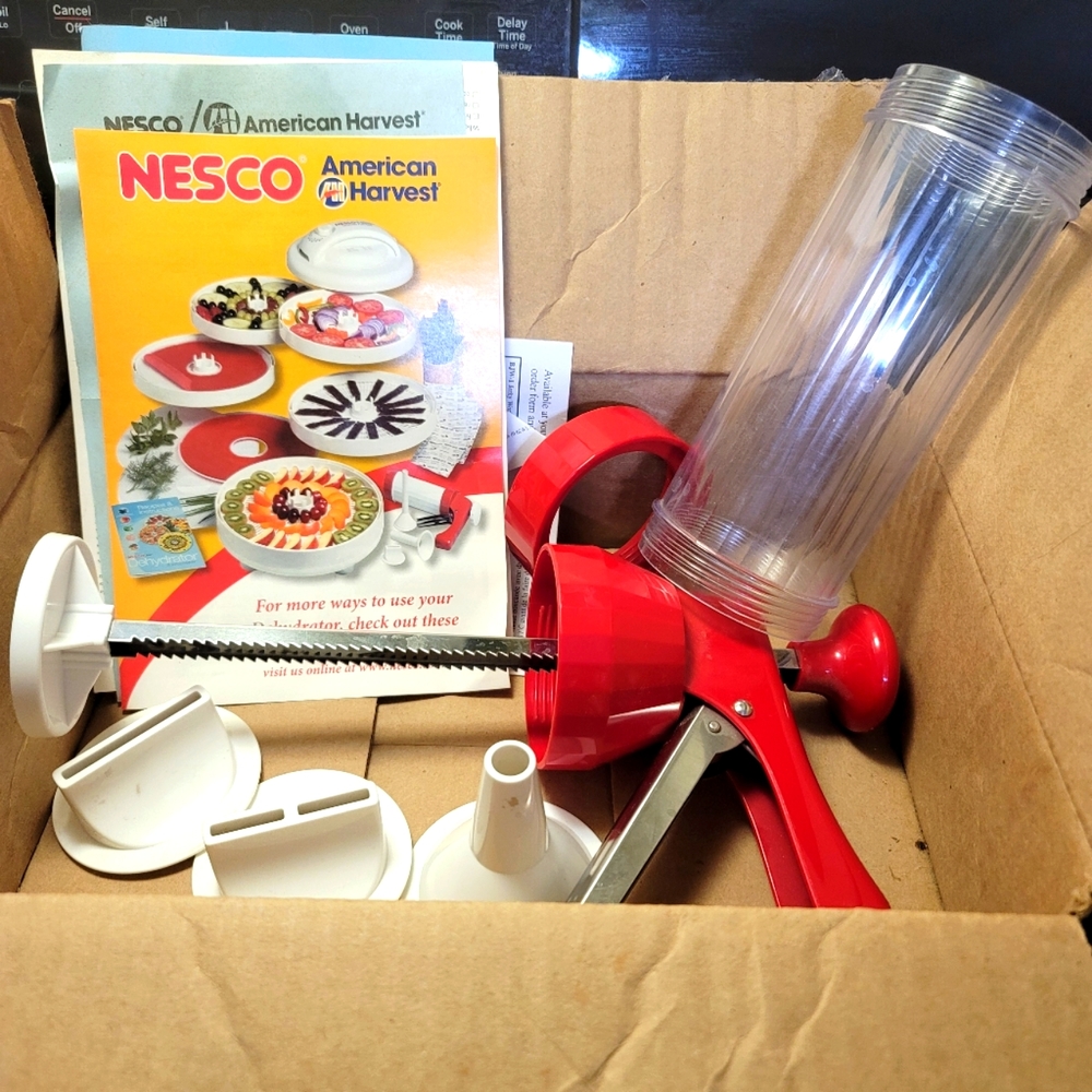 NESCO accessory. (200)